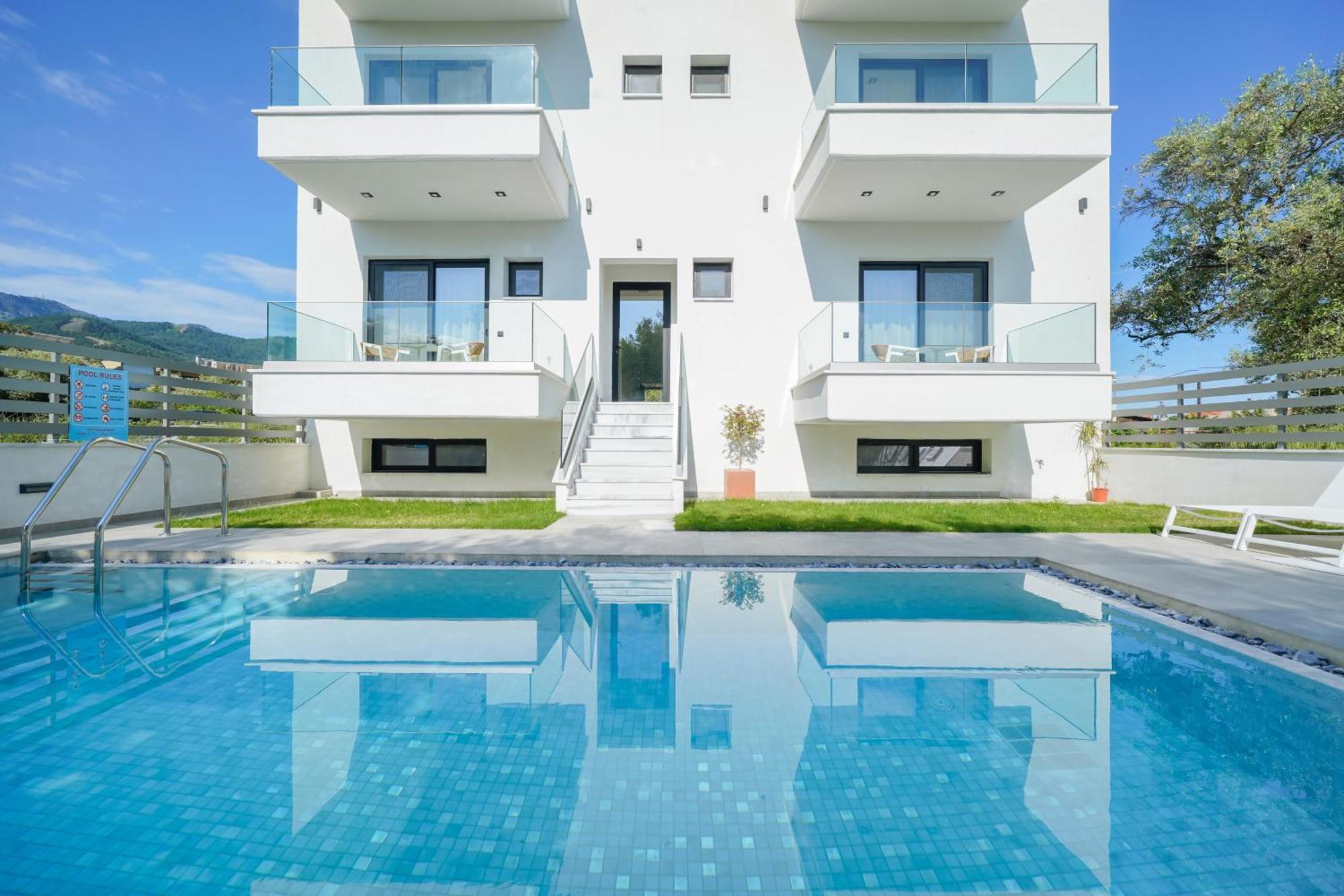 Nuevo Suites Ліменас Екстер'єр фото