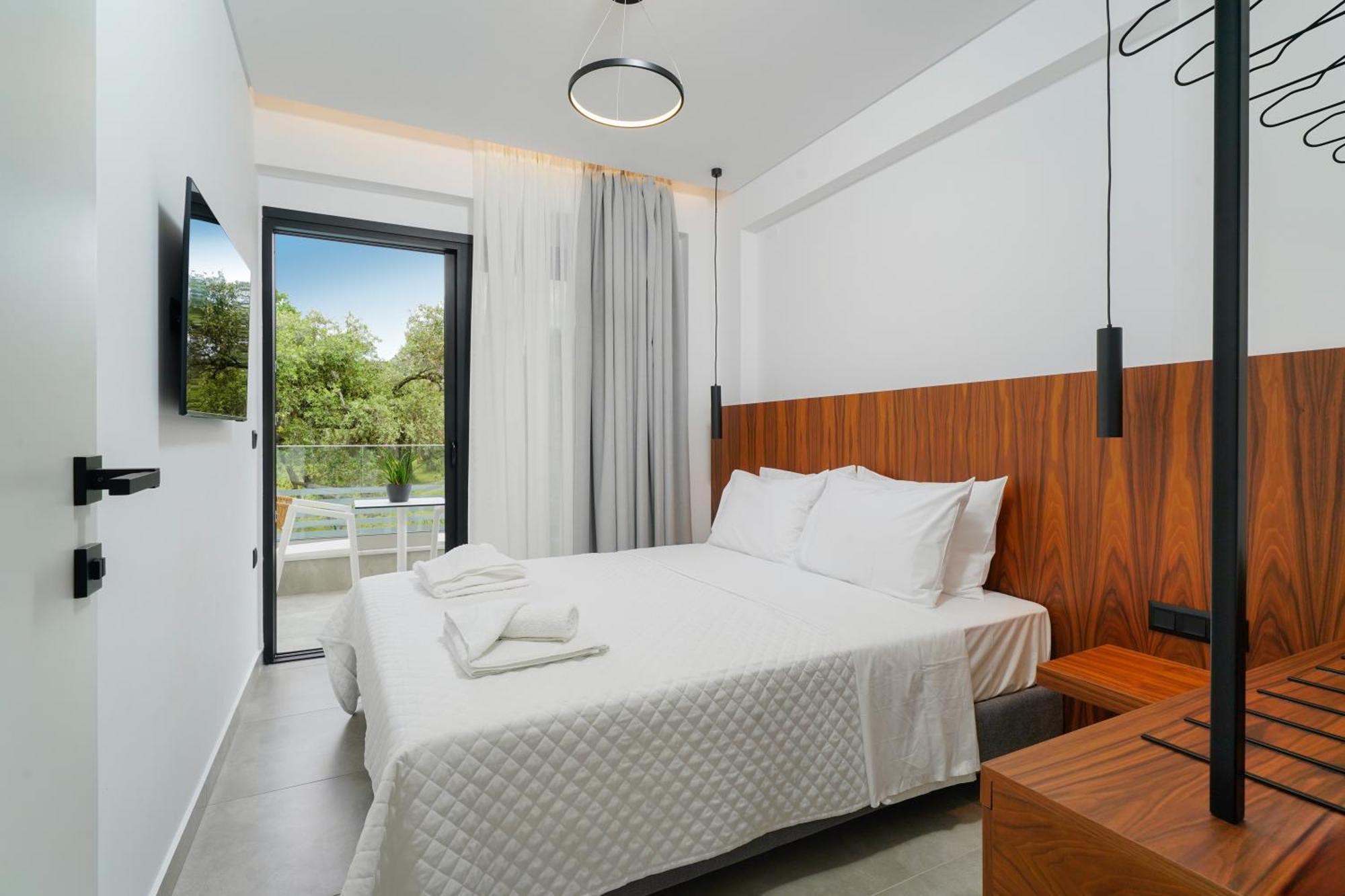 Nuevo Suites Ліменас Екстер'єр фото